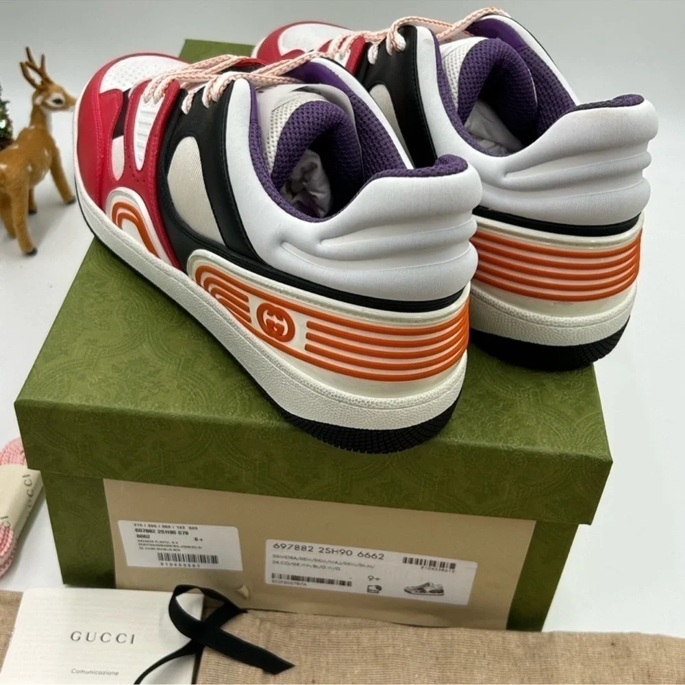 Men’s Gucci basket low top sneakers size 9.5 made in Italy